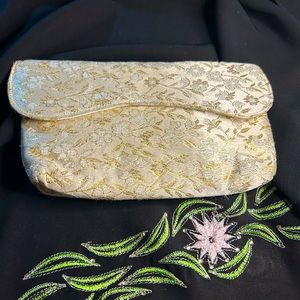 Retro style Gold Thread snap closure clutch, one small flaw on front. Unbranded